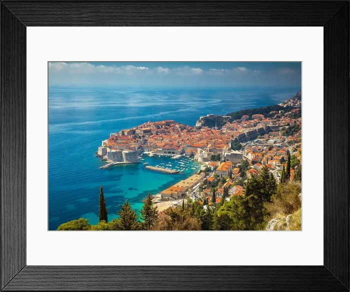 Framed Print : Dubrovnik, Croatia. Beautiful romantic old town of Dubrovnik during sunny day, Croatia, Europe Framed Print : Dubrovnik, Croatia. Beautiful romantic old town of Dubrovnik during sunny day, Croatia, Europe