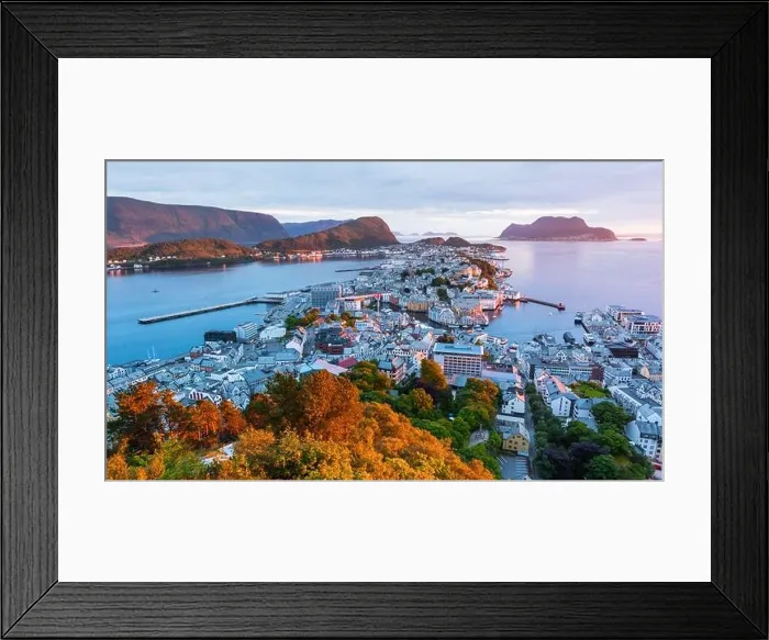 Framed Print : Panorama of colorful sunset in Alesund port town on western coast of Norway. Place where the ocean meet the mountains. Landscape photography Framed Print : Panorama of colorful sunset in Alesund port town on western coast of Norway. Place where the ocean meet the mountains. Landscape photography