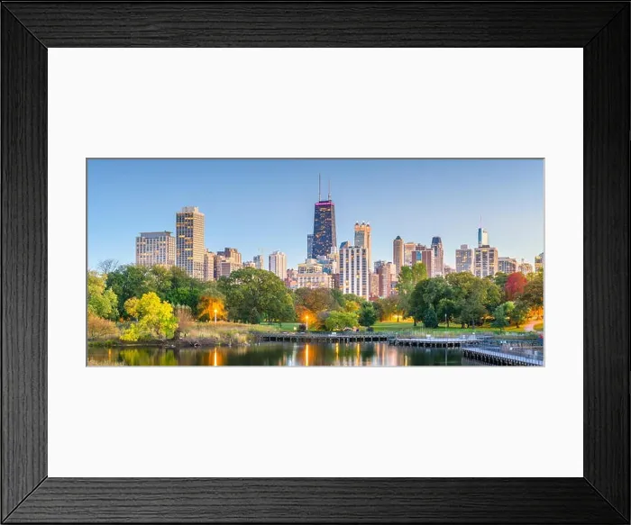 Framed Print : Chicago, Illinois, USA downtown skyline from Lincoln Park at twilight Framed Print : Chicago, Illinois, USA downtown skyline from Lincoln Park at twilight