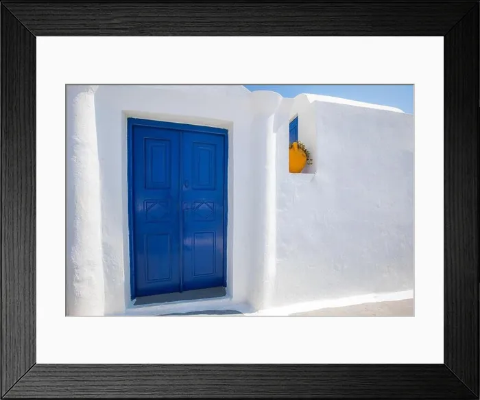 Framed Print : Beautiful travel background for vacation holiday banner. White houses in the town of Oia on the island of Santorini, panorama. Amazing scenic views Framed Print : Beautiful travel background for vacation holiday banner. White houses in the town of Oia on the island of Santorini, panorama. Amazing scenic views