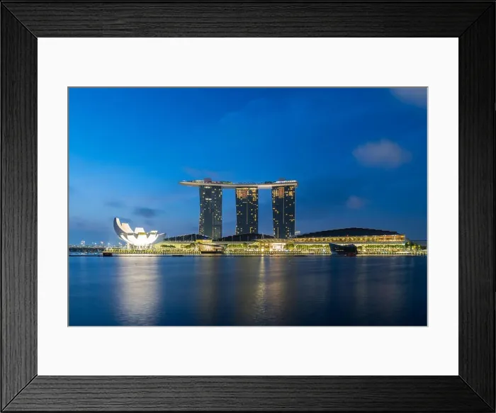 Framed Print : Singapore business district skyline before sunrise at Marina Bay, Singapore Framed Print : Singapore business district skyline before sunrise at Marina Bay, Singapore