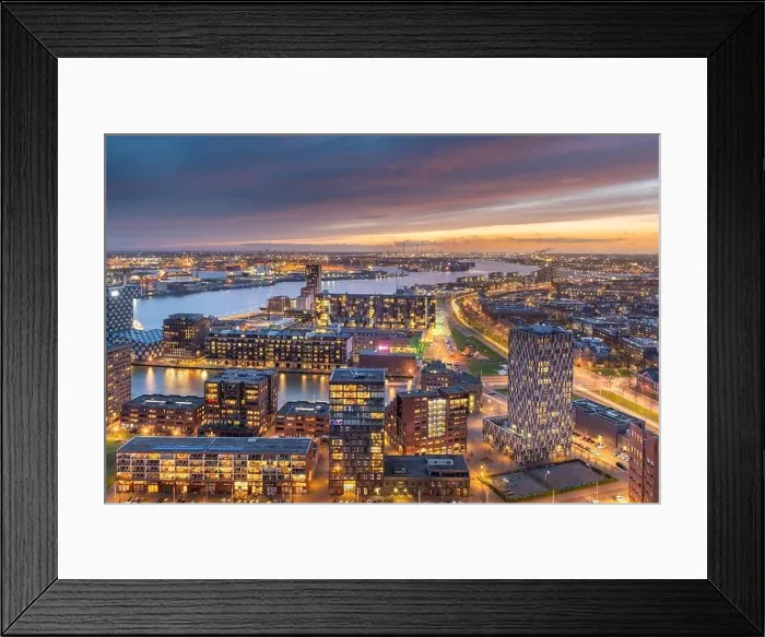 Framed Print : Rotterdam, Netherlands, cityscape towards the borough of Delfshaven at twilight Framed Print : Rotterdam, Netherlands, cityscape towards the borough of Delfshaven at twilight