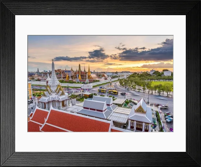 Framed Print : Bangkok, Thailand at the Temple of the Emerald Buddha and Grand Palace at dusk Framed Print : Bangkok, Thailand at the Temple of the Emerald Buddha and Grand Palace at dusk