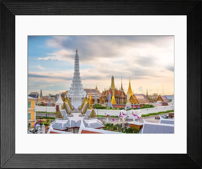 Framed Print : Bangkok, Thailand at the Temple of the Emerald Buddha and Grand Palace at dusk Framed Print : Bangkok, Thailand at the Temple of the Emerald Buddha and Grand Palace at dusk
