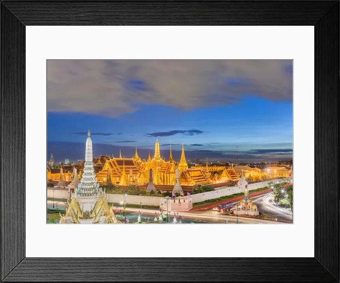 Framed Print : Bangkok, Thailand at the Temple of the Emerald Buddha and Grand Palace at dusk Framed Print : Bangkok, Thailand at the Temple of the Emerald Buddha and Grand Palace at dusk