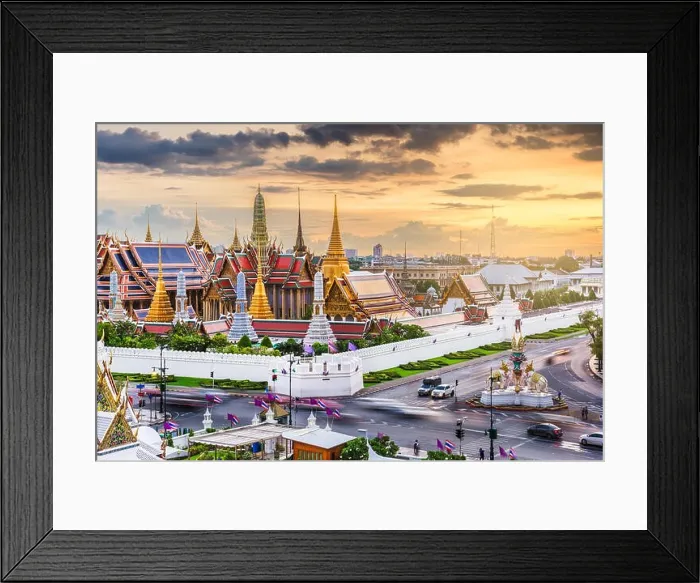 Framed Print : Bangkok, Thailand at the Temple of the Emerald Buddha and Grand Palace at dusk Framed Print : Bangkok, Thailand at the Temple of the Emerald Buddha and Grand Palace at dusk