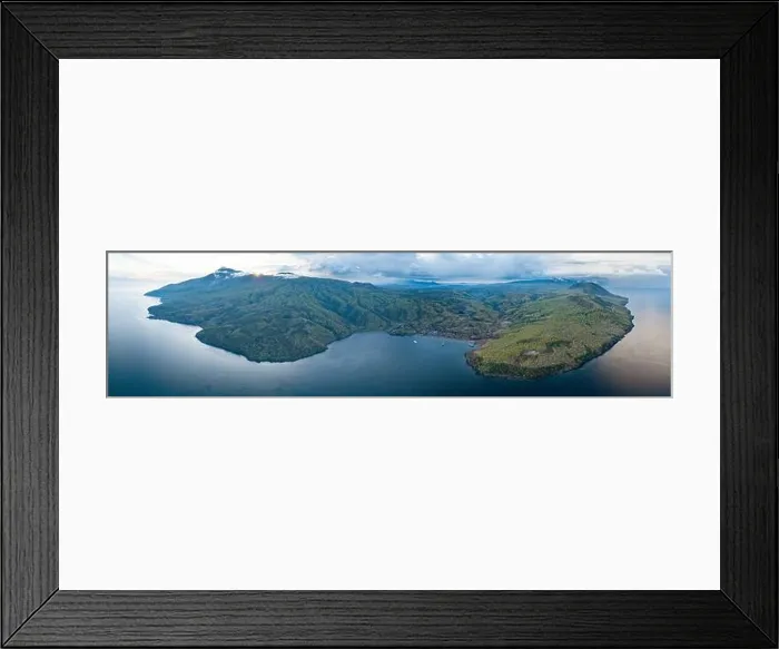 Framed Print : The quaint Beangabang Bay is found on the southeastern coast of Pantar Island, near Alor, in Indonesia. This area has high marine biodiversity Framed Print : The quaint Beangabang Bay is found on the southeastern coast of Pantar Island, near Alor, in Indonesia. This area has high marine biodiversity