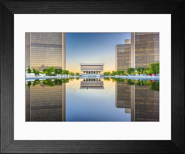 Framed Print : Albany, New York, USA at the New York State Capitol at dusk Framed Print : Albany, New York, USA at the New York State Capitol at dusk