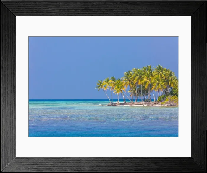 Framed Print : Luxury summer vacation and holiday concept background. Summer beach nature and tropical island banner Framed Print : Luxury summer vacation and holiday concept background. Summer beach nature and tropical island banner