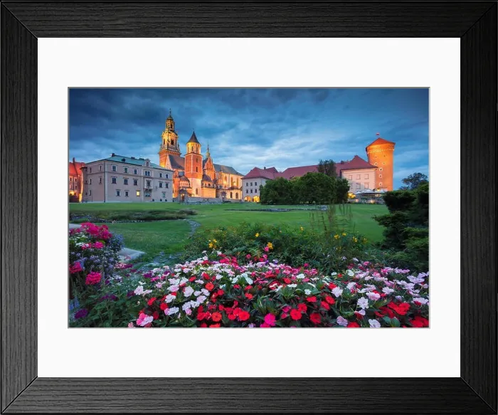 Framed Print : Wawel Castle, Krakow. Image of Wawel Castle in Krakow, Poland during twilight blue hour Framed Print : Wawel Castle, Krakow. Image of Wawel Castle in Krakow, Poland during twilight blue hour