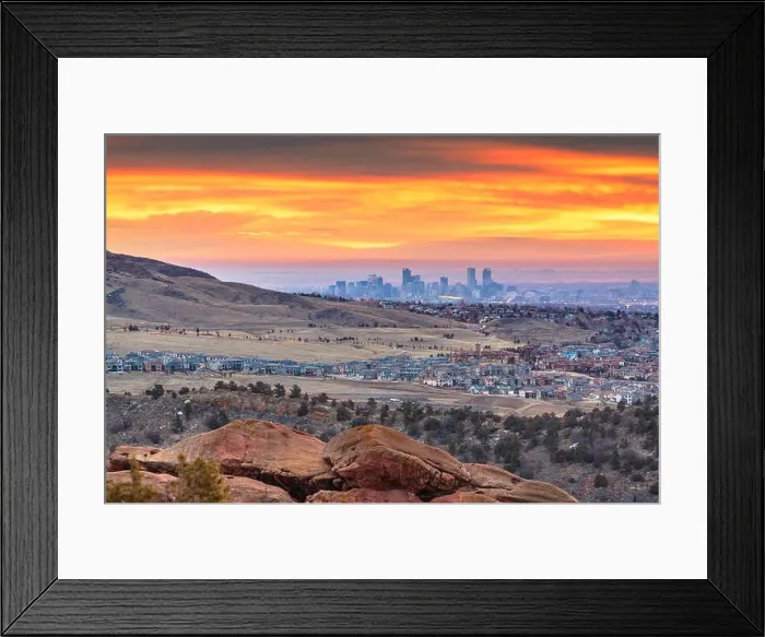 Framed Print : Denver, Colorado, USA downtown skyline viewed from Red Rocks at dawn Framed Print : Denver, Colorado, USA downtown skyline viewed from Red Rocks at dawn