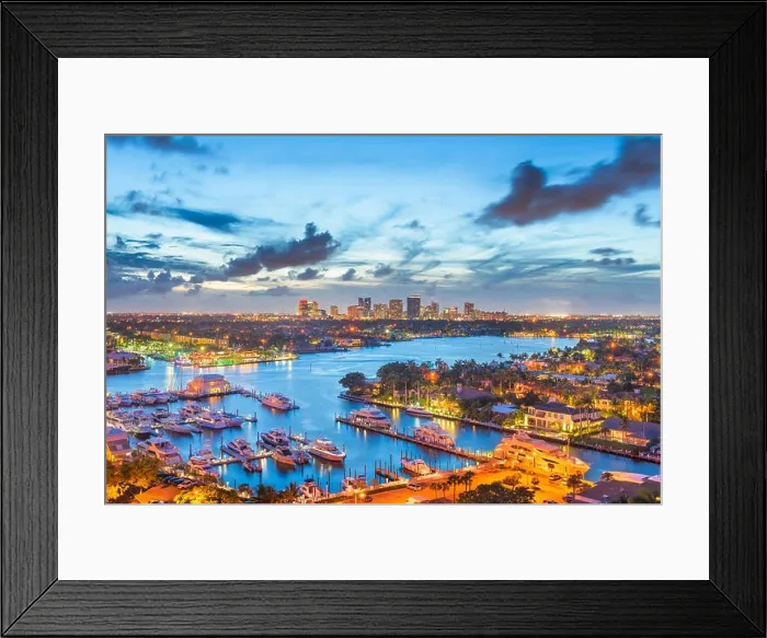 Framed Print : Fort Lauderdale, Florida, USA skyline and river at dusk Framed Print : Fort Lauderdale, Florida, USA skyline and river at dusk