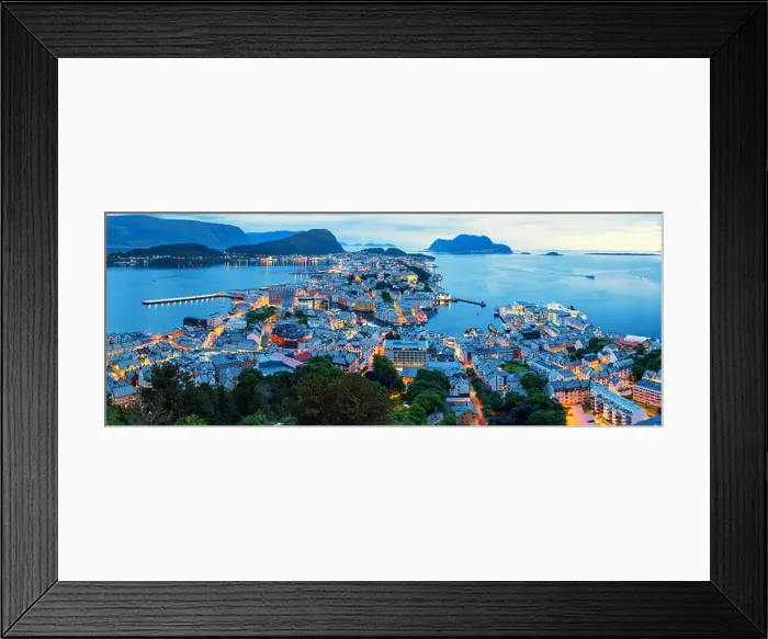 Framed Print : Colorful sunset in Alesund port town Framed Print : Colorful sunset in Alesund port town