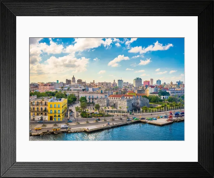 Framed Print : Havana, Cuba downtown skyline on the Malecon Framed Print : Havana, Cuba downtown skyline on the Malecon