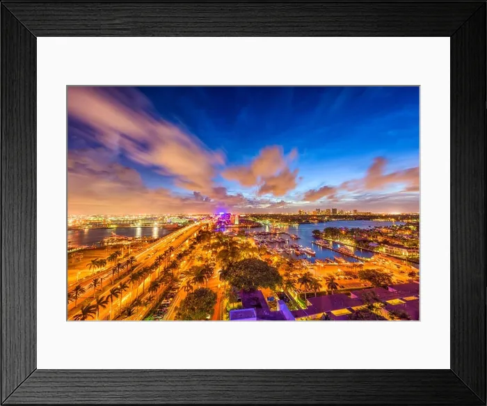 Framed Print : Fort Lauderdale, Florida, USA cityscape at twilight Framed Print : Fort Lauderdale, Florida, USA cityscape at twilight