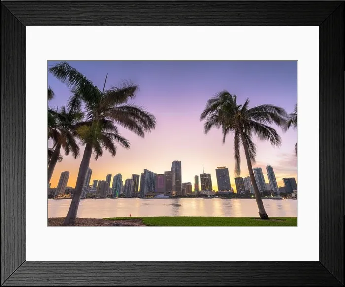 Framed Print : Miami, Florida, USA downtown skyline from across the Biscayne Bay at twilight Framed Print : Miami, Florida, USA downtown skyline from across the Biscayne Bay at twilight