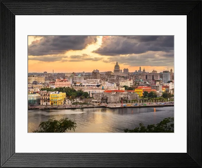 Framed Print : Havana, Cuba downtown skyline at dusk Framed Print : Havana, Cuba downtown skyline at dusk