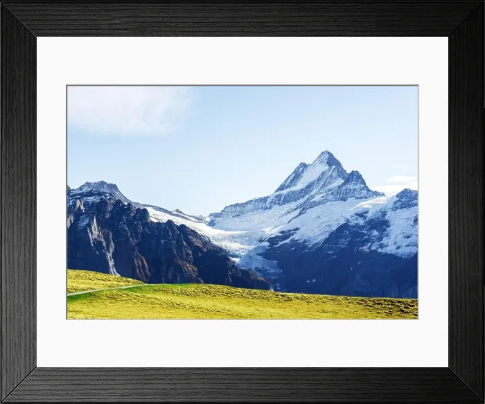 Framed Print : Picturesque view on Bachalpsee lake in Swiss Alps mountains. Snowy peaks of Wetterhorn, Mittelhorn and Rosenhorn on background Framed Print : Picturesque view on Bachalpsee lake in Swiss Alps mountains. Snowy peaks of Wetterhorn, Mittelhorn and Rosenhorn on background