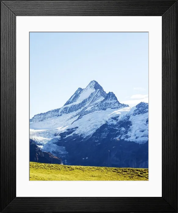 Framed Print : Picturesque view on Bachalpsee lake in Swiss Alps mountains. Snowy peaks of Wetterhorn, Mittelhorn and Rosenhorn on background Framed Print : Picturesque view on Bachalpsee lake in Swiss Alps mountains. Snowy peaks of Wetterhorn, Mittelhorn and Rosenhorn on background