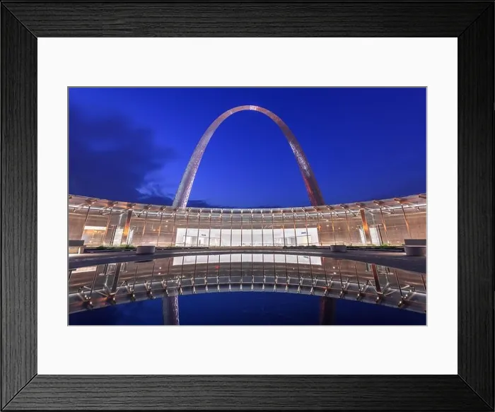 Framed Print : ST. LOUIS, MISSOURI - AUGUST 25, 2018: The Gateway Arch and Visitor Center in Gateway Arch National Park at dawn Framed Print : ST. LOUIS, MISSOURI - AUGUST 25, 2018: The Gateway Arch and Visitor Center in Gateway Arch National Park at dawn