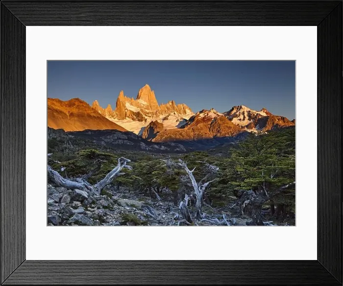 Framed Print : Mount Fitz Roy at sunrise, Patagonia, Argentina Framed Print : Mount Fitz Roy at sunrise, Patagonia, Argentina