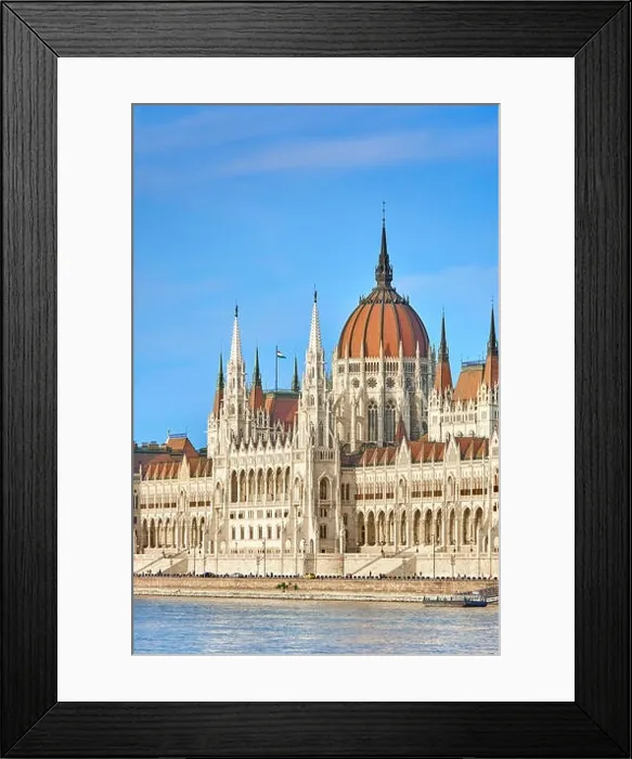 Framed Print : Hungarian Parliament building, Budapest, Hungary Framed Print : Hungarian Parliament building, Budapest, Hungary