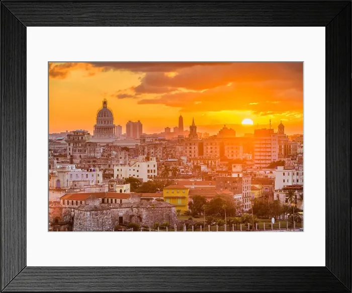 Framed Print : Havana, Cuba downtown skyline with the capitolio at sunset Framed Print : Havana, Cuba downtown skyline with the capitolio at sunset
