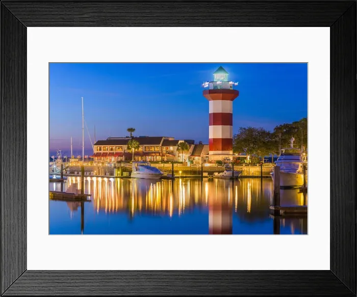 Framed Print : Hilton Head, South Carolina, USA lighthouse at dusk Framed Print : Hilton Head, South Carolina, USA lighthouse at dusk