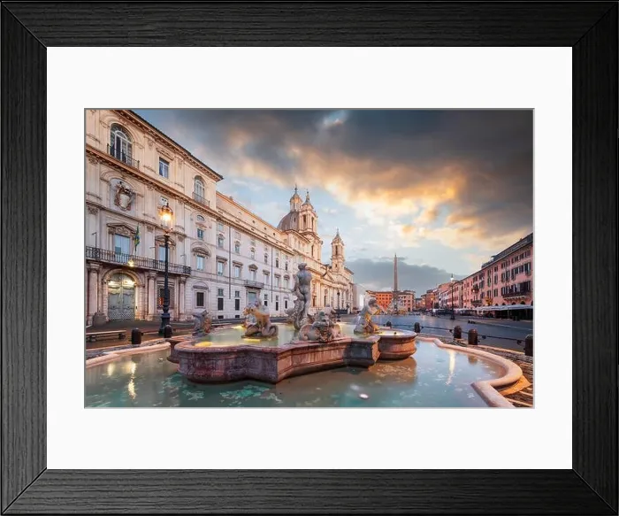 Framed Print : Fountains in Piazza Navona in Rome, Italy at twilight Framed Print : Fountains in Piazza Navona in Rome, Italy at twilight