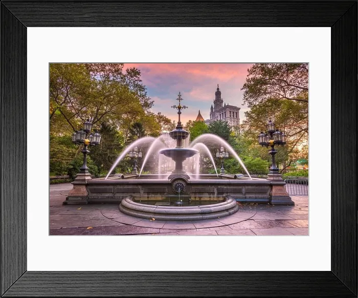 Framed Print : New York, USA at City Hall Park Fountain in the morning time Framed Print : New York, USA at City Hall Park Fountain in the morning time