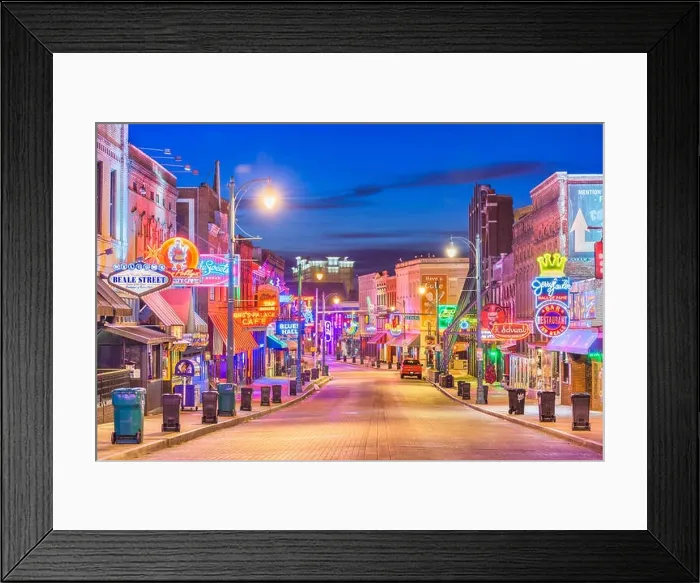 Framed Print : MEMPHIS, TENNESSEE - AUGUST 25, 2017: Blues Clubs on historic Beale Street at twilight Framed Print : MEMPHIS, TENNESSEE - AUGUST 25, 2017: Blues Clubs on historic Beale Street at twilight