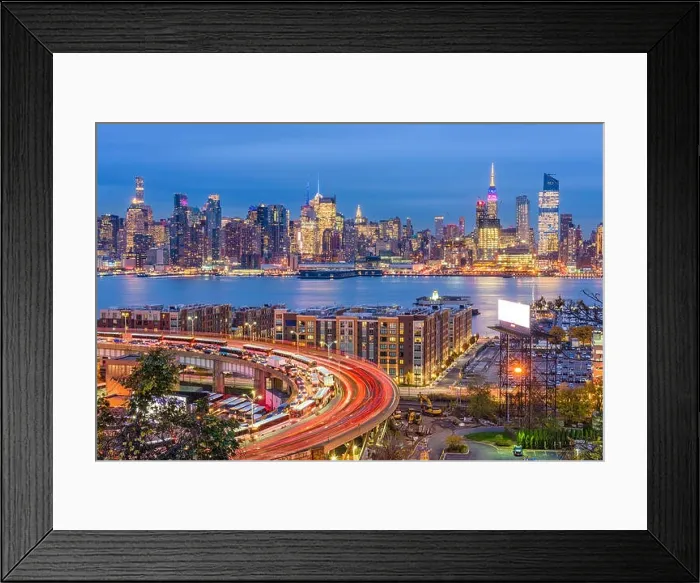 Framed Print : New York, New York, USA cityscape in Manhattan Framed Print : New York, New York, USA cityscape in Manhattan