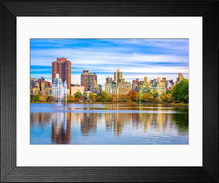 Framed Print : New York, New York at Central Park and reservoir in autumn season Framed Print : New York, New York at Central Park and reservoir in autumn season