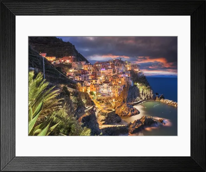 Framed Print : Manarola, La Spezia, Italy coastal view in Cinque Terre at dawn Framed Print : Manarola, La Spezia, Italy coastal view in Cinque Terre at dawn