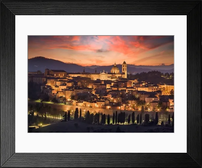 Framed Print : Urbino, Italy medieval walled city in the Marche region at twilight Framed Print : Urbino, Italy medieval walled city in the Marche region at twilight