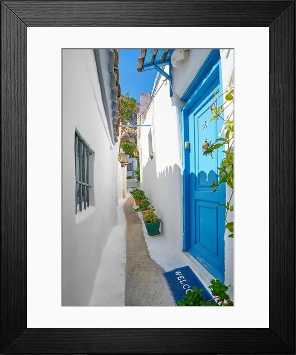 Framed Print : Norrow street in the Anafiotika quarter under the Acropolis, Athens, Greece Framed Print : Norrow street in the Anafiotika quarter under the Acropolis, Athens, Greece