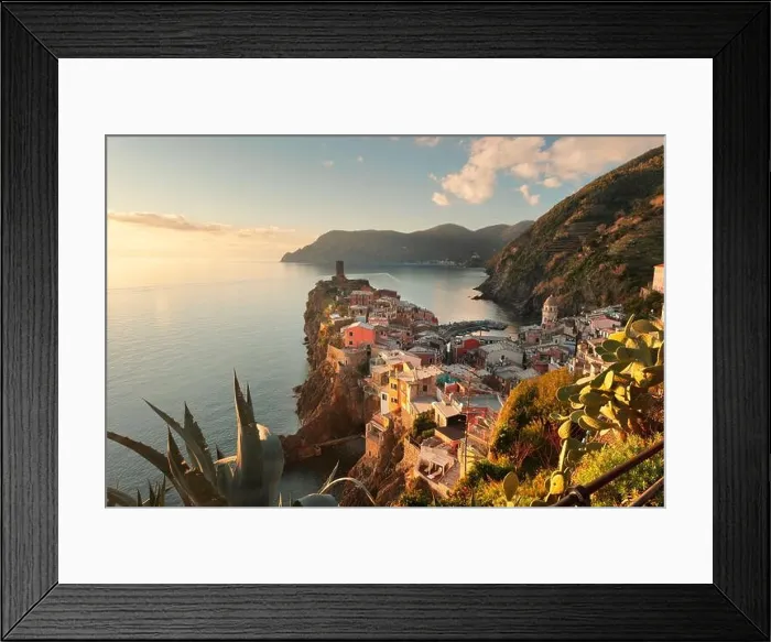 Framed Print : Vernazza, La Spezia, Liguria, Italy in the Cinque Terre region at dusk Framed Print : Vernazza, La Spezia, Liguria, Italy in the Cinque Terre region at dusk