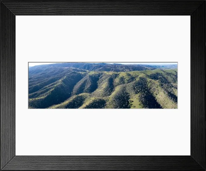 Framed Print : Green grass and oak trees cover the rolling hills and valleys of the Tri-valley area of Northern California, just east of San Francisco Bay Framed Print : Green grass and oak trees cover the rolling hills and valleys of the Tri-valley area of Northern California, just east of San Francisco Bay