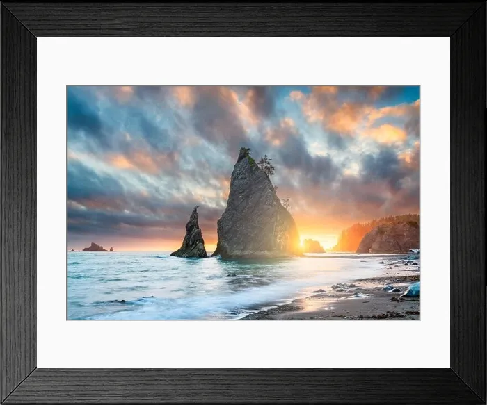 Framed Print : Olympic National Park, Washington, USA at Rialto Beach during sunset Framed Print : Olympic National Park, Washington, USA at Rialto Beach during sunset