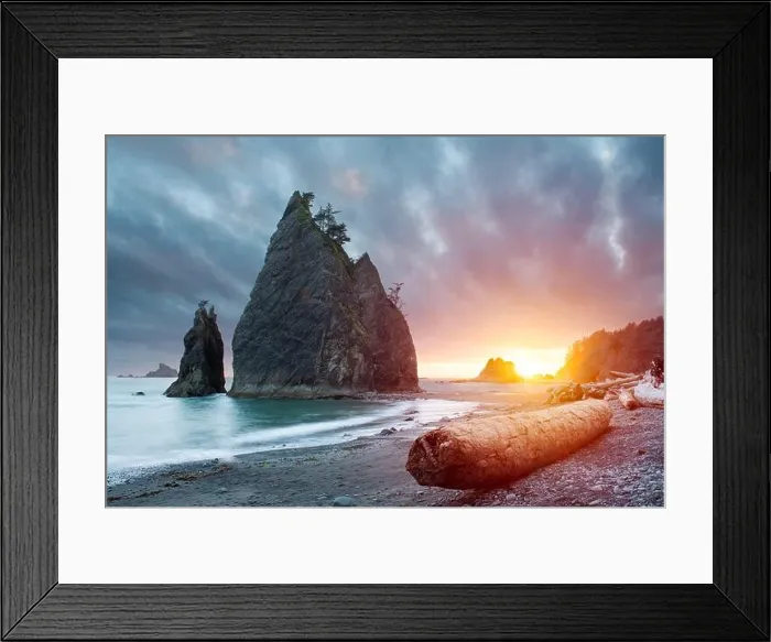 Framed Print : Olympic National Park, Washington, USA at Rialto Beach during sunset Framed Print : Olympic National Park, Washington, USA at Rialto Beach during sunset