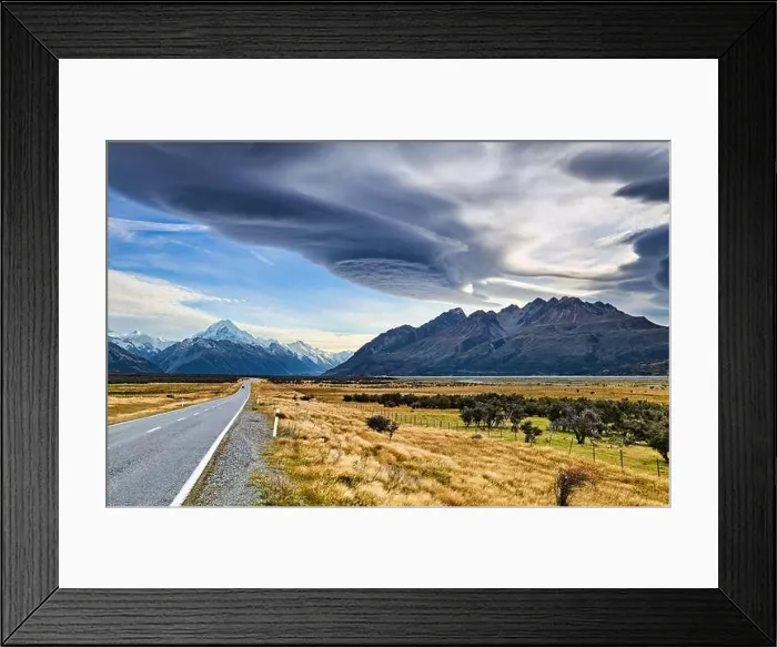 Framed Print : Road to the Mount Cook the highest pick of New Zealand, South Island Framed Print : Road to the Mount Cook the highest pick of New Zealand, South Island