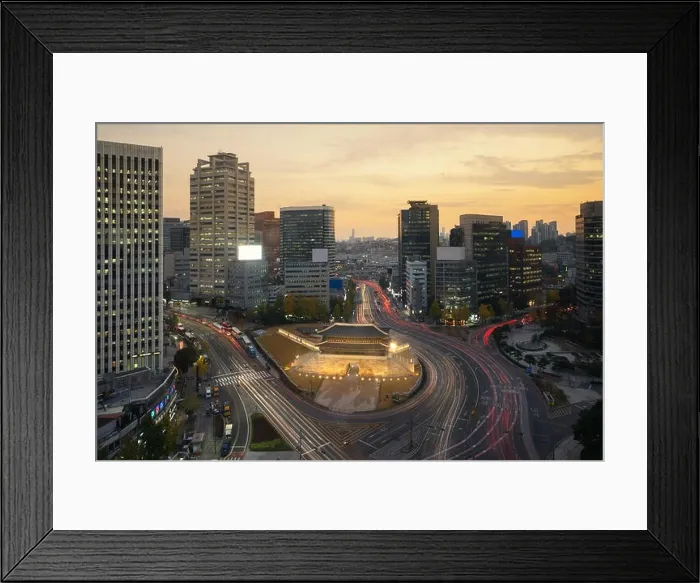 Framed Print : Seoul Namdaemun gate at night in Seoul, South Korea Framed Print : Seoul Namdaemun gate at night in Seoul, South Korea