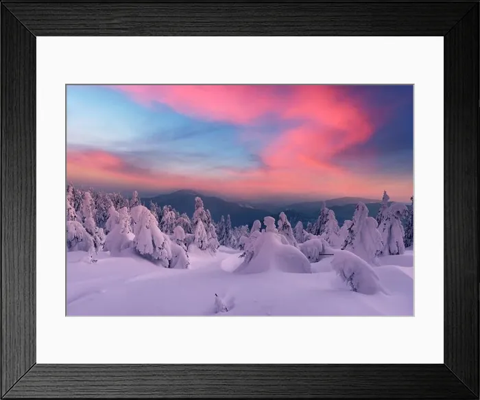 Framed Print : Fantastic winter landscape in snowy mountains glowing by morning sunlight. Dramatic wintry scene with frozen snowy trees at sunrise Framed Print : Fantastic winter landscape in snowy mountains glowing by morning sunlight. Dramatic wintry scene with frozen snowy trees at sunrise