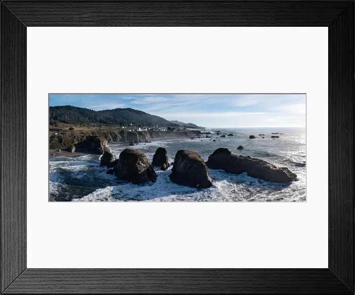 Framed Print : The serene Pacific Ocean washes onto the rugged coastline of Northern California at Westport. The Pacific Coast Highway runs along this scenic region Framed Print : The serene Pacific Ocean washes onto the rugged coastline of Northern California at Westport. The Pacific Coast Highway runs along this scenic region