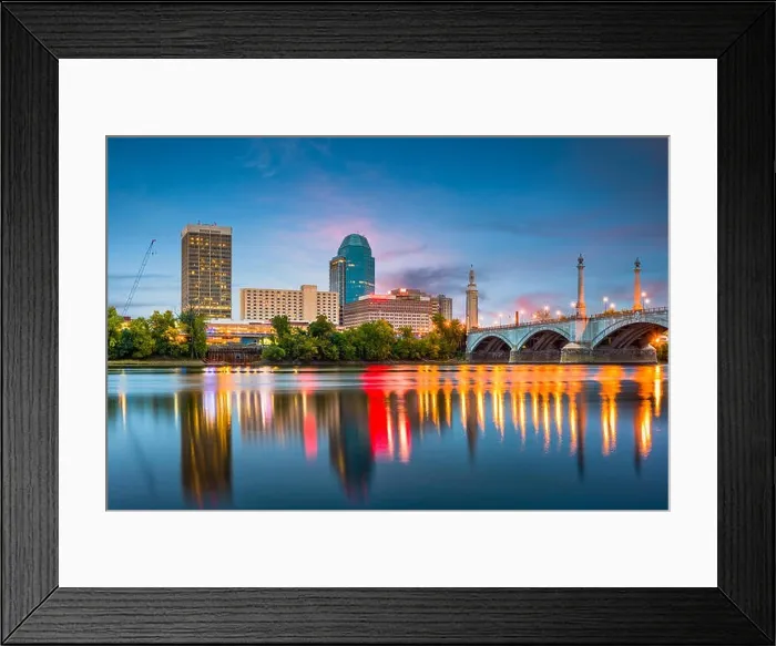 Framed Print : Springfield, Massachussetts, USA downtown skyline on the river Framed Print : Springfield, Massachussetts, USA downtown skyline on the river