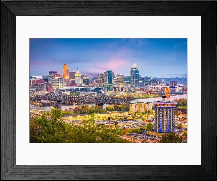 Framed Print : Cincinnati, Ohio, USA skyline at dusk Framed Print : Cincinnati, Ohio, USA skyline at dusk