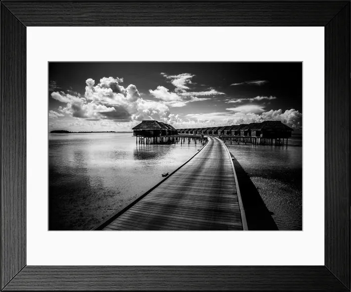 Framed Print : Over water bungalows on a tropical island, Maldives Framed Print : Over water bungalows on a tropical island, Maldives