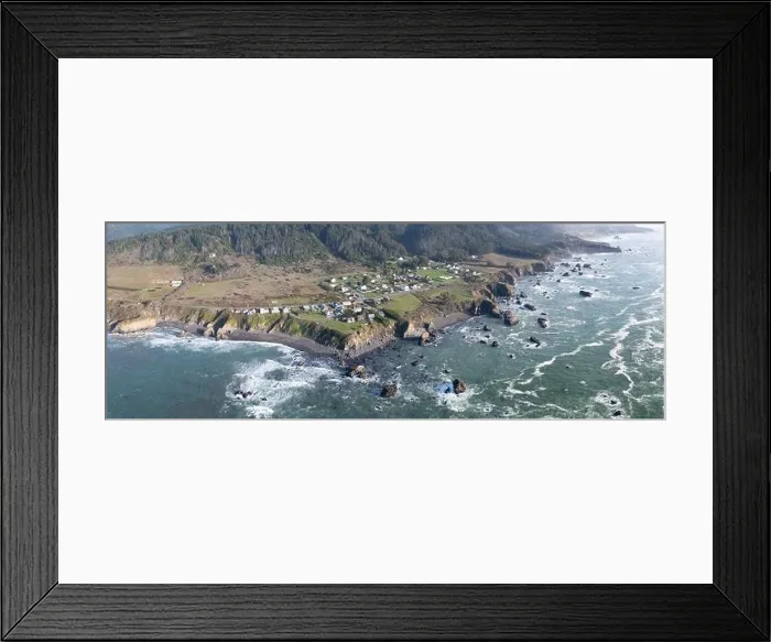 Framed Print : The serene Pacific Ocean washes onto the rugged coastline of Northern California at Westport. The Pacific Coast Highway runs along this scenic region Framed Print : The serene Pacific Ocean washes onto the rugged coastline of Northern California at Westport. The Pacific Coast Highway runs along this scenic region