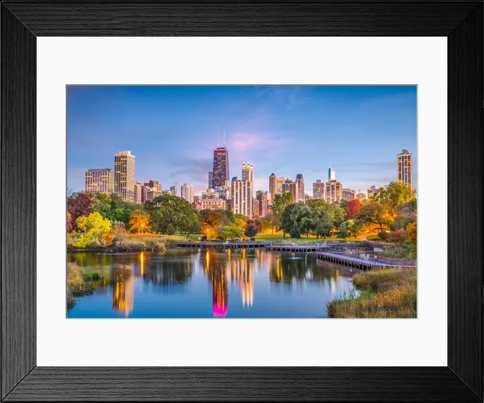 Framed Print : Chicago, Illinois, USA downtown skyline from Lincoln Park at twilight Framed Print : Chicago, Illinois, USA downtown skyline from Lincoln Park at twilight