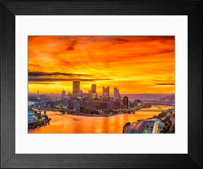 Framed Print : Pittsburgh, Pennsylvania, USA skyline at dawn Framed Print : Pittsburgh, Pennsylvania, USA skyline at dawn